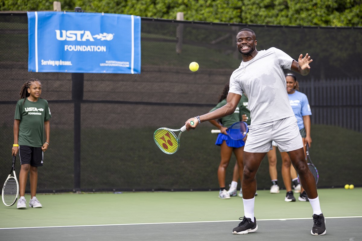Francis Tiafoe playing at Houston clinic. Francis Tiafoe playing at Houston clinic.